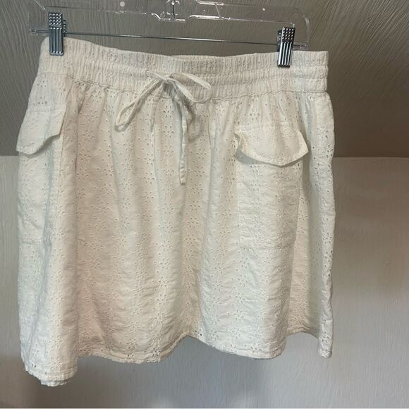 Aerie Eyelet Drawstring Waist Mini Skirt with Pockets - Picture 3 of 11